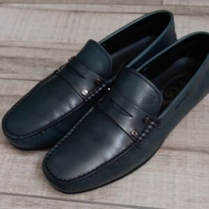 TOD'S GOMMINO DRIVERS..SIZE 8.5